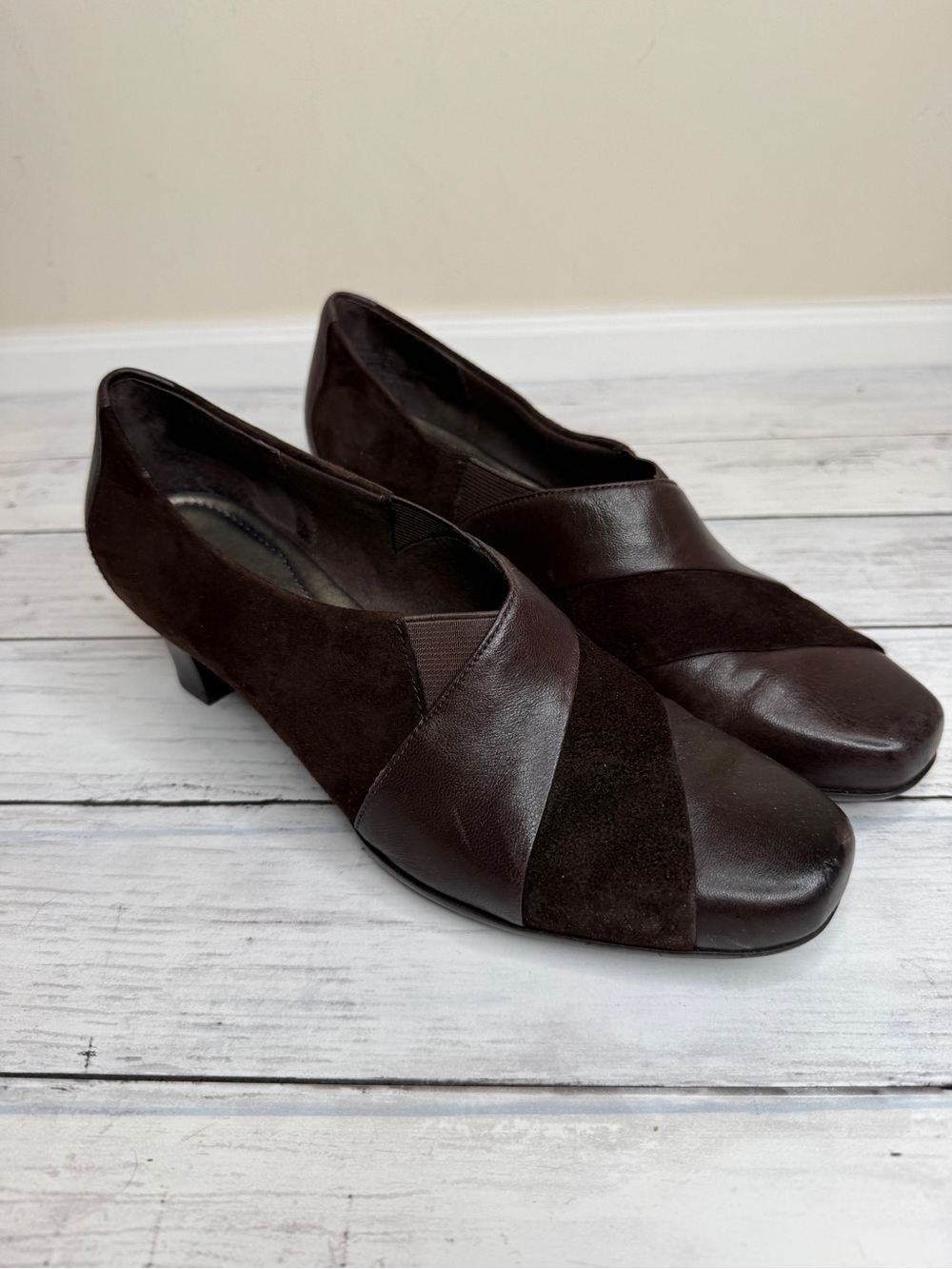 Aravon Dark Brown Low Block Heel Pumps